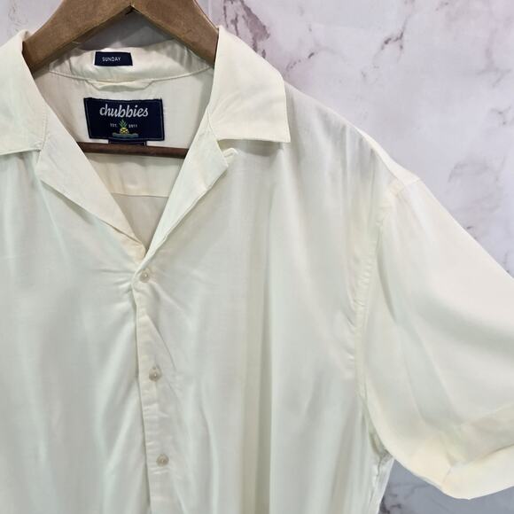 Chubbies Shirt Mens Medium Off White Lotus Button Sleeve Sunday Short Sleeve - Picture 13 of 13